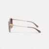 Gafas de sol cuadradas de metal con herrajes en forma de C