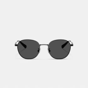 Gafas de sol redondas con etiqueta metálica