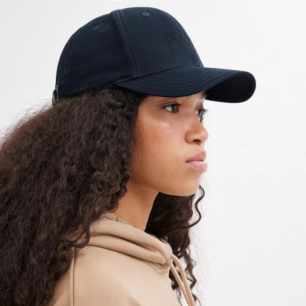 Gorra de béisbol bordada