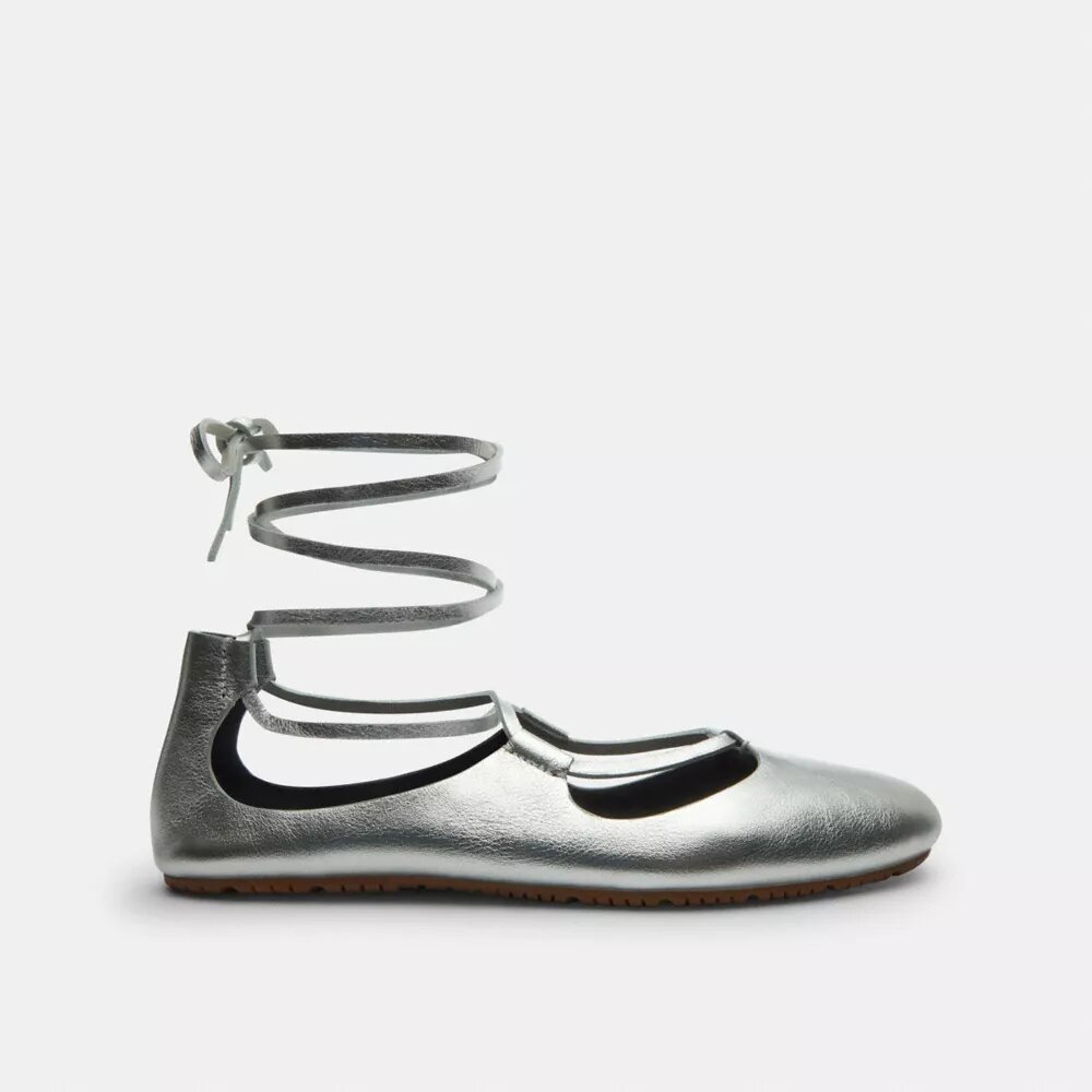 Manoletinas blandas con cordones