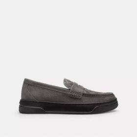 Mocasines híbridos con estampado emblemático