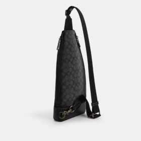 Mochila bandolera Dominic en Signature Canvas