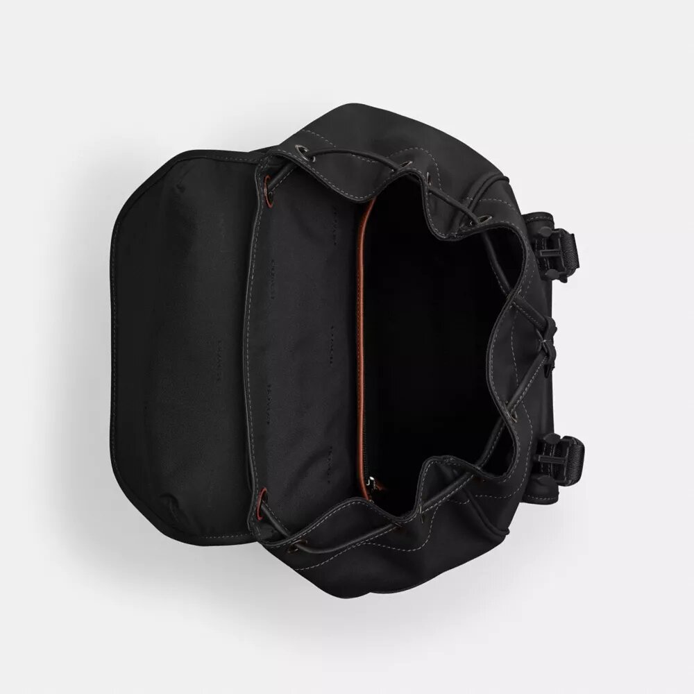 Mochila con solapa League