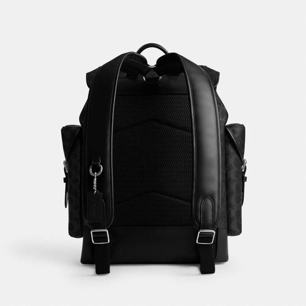 Mochila Hitch en Signature Canvas