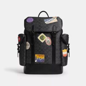 Mochila Hitch en Signature Canvas con parches
