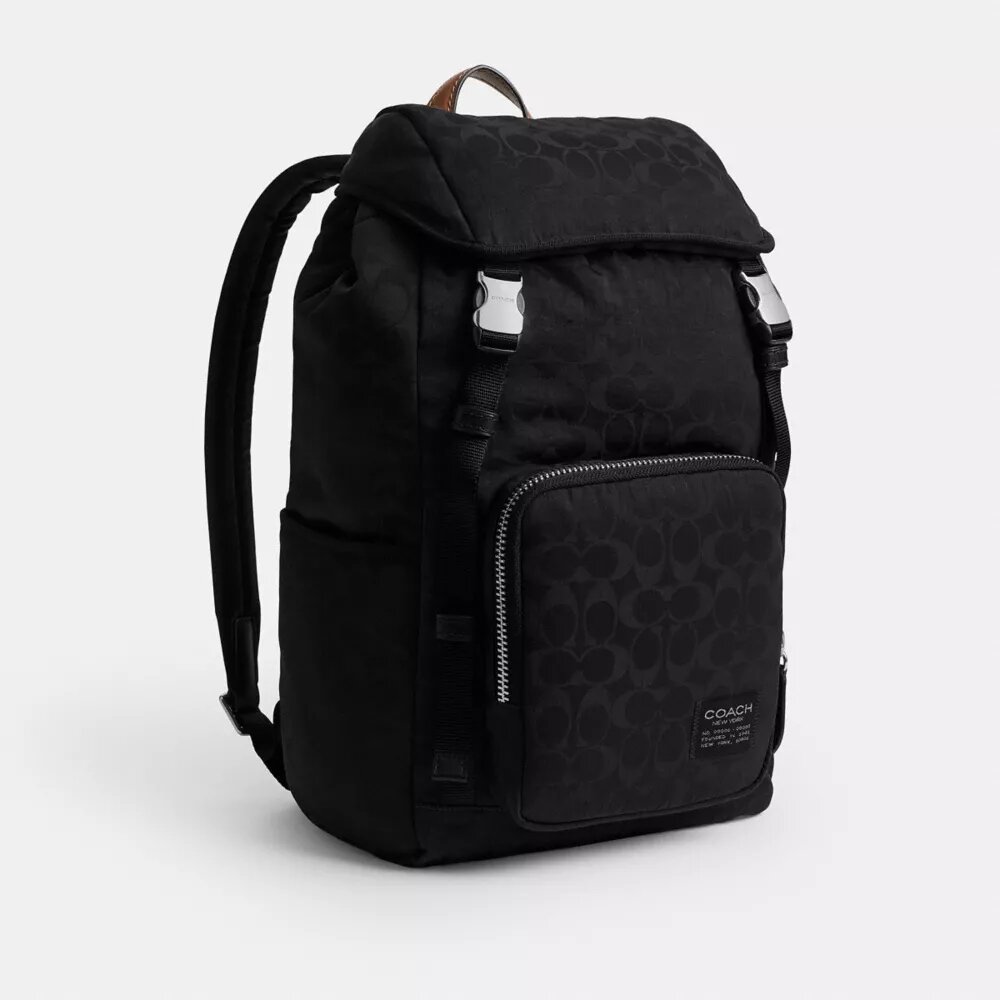 Mochila Logan en nailon exclusivo