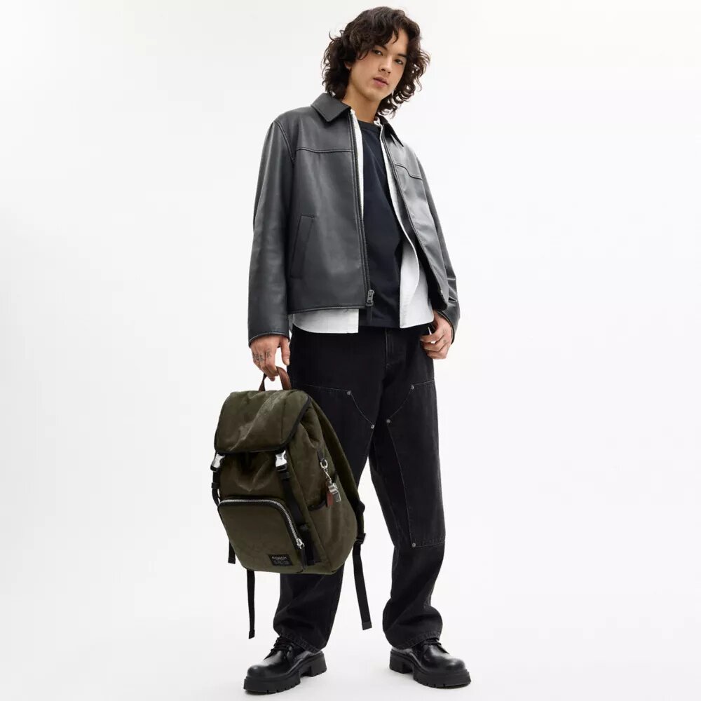 Mochila Logan en nailon exclusivo