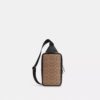 Mochila Sullivan en Signature Canvas