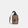 Mochila Sullivan en Signature Canvas con parches
