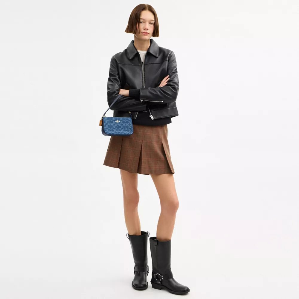 Nolita 19 en denim exclusivo