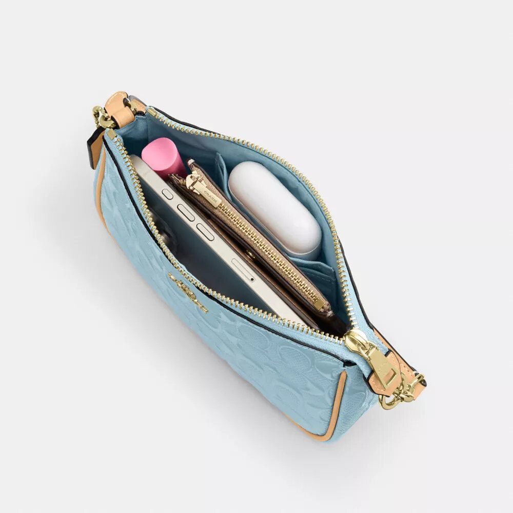 Nolita 19 en piel exclusiva con Charms