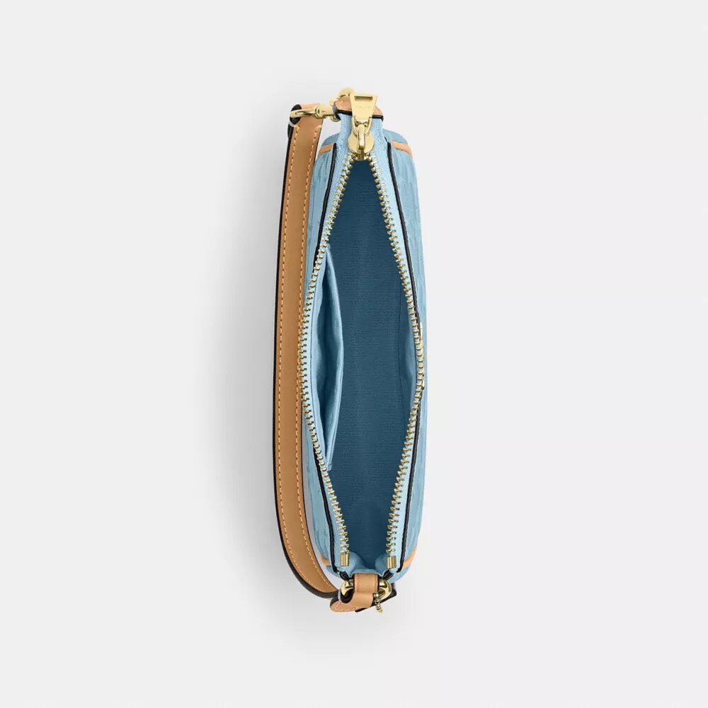 Nolita 19 en piel exclusiva con Charms
