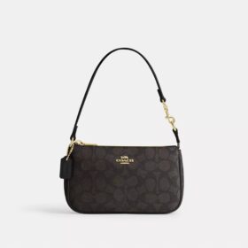Nolita 19 en Signature Canvas