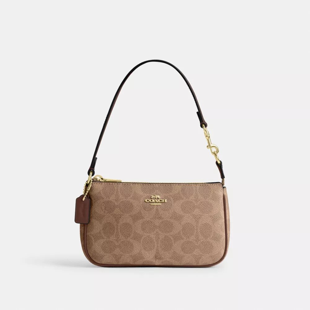 Nolita 19 en Signature Canvas