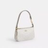 Nolita 19 en Signature Canvas
