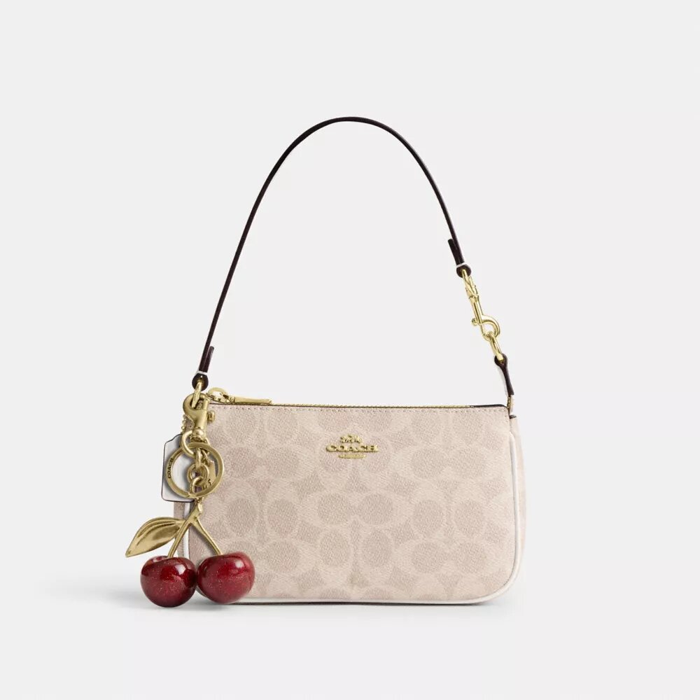Nolita 19 en Signature Canvas