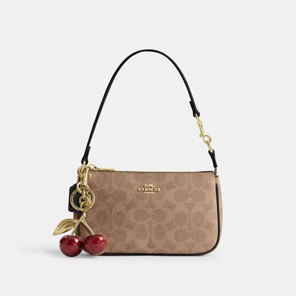 Nolita 19 en Signature Canvas