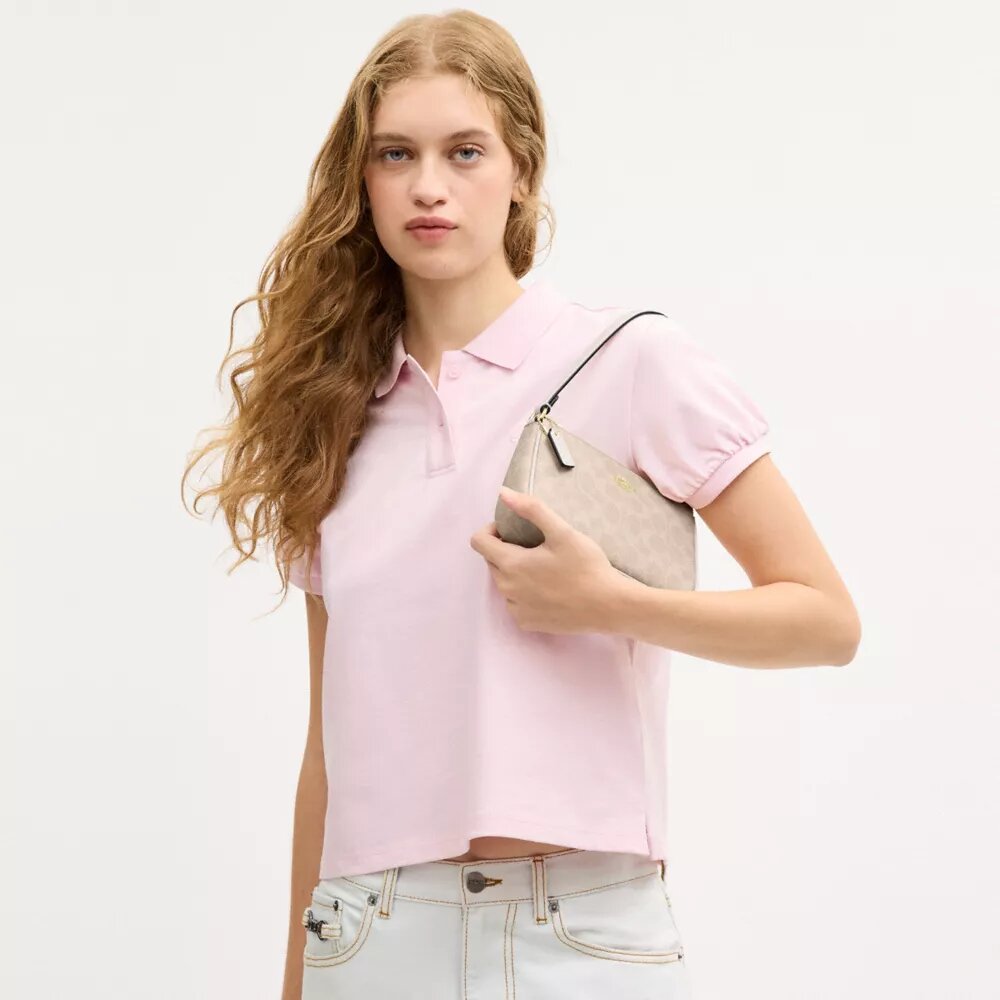 Nolita 19 en Signature Canvas