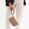 Nolita 19 en Signature Canvas