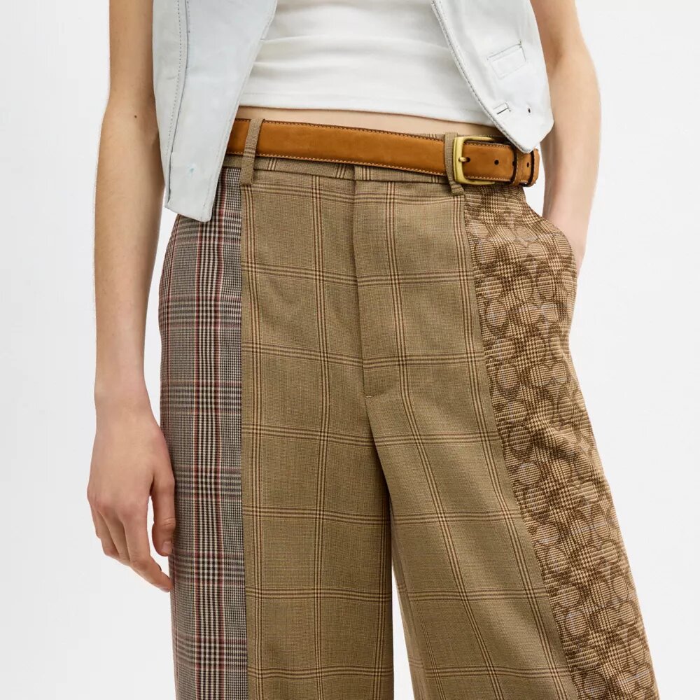 Pantalones entallados con estampado de cuadros combinado