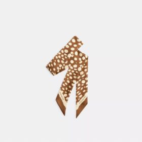 Pañuelo estrecho de seda con estampado de manchas salvajes