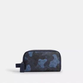 Pequeño kit de viaje con estampado de camuflaje exclusivo