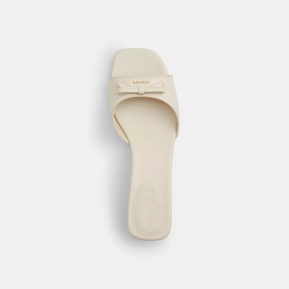 Sandalias de tacón bajo con lazo