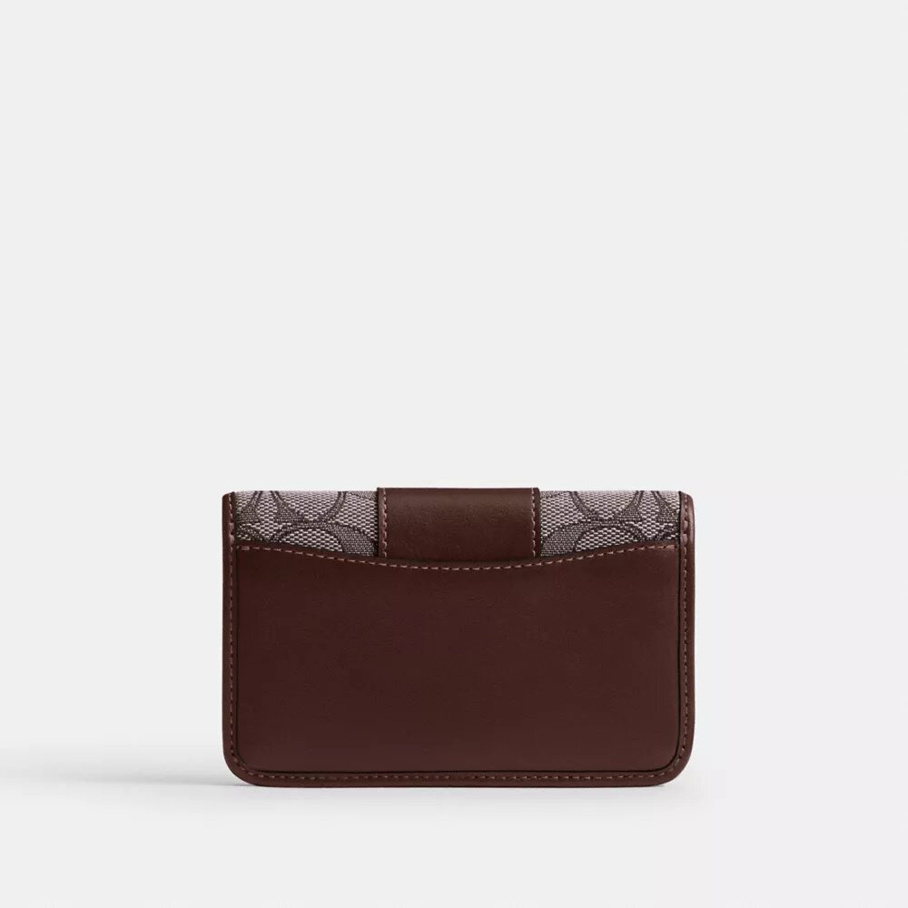 Tarjetero delgado Essential en jacquard exclusivo