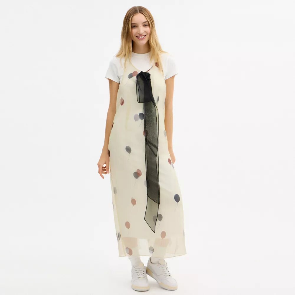 Vestido globo de organza estampada