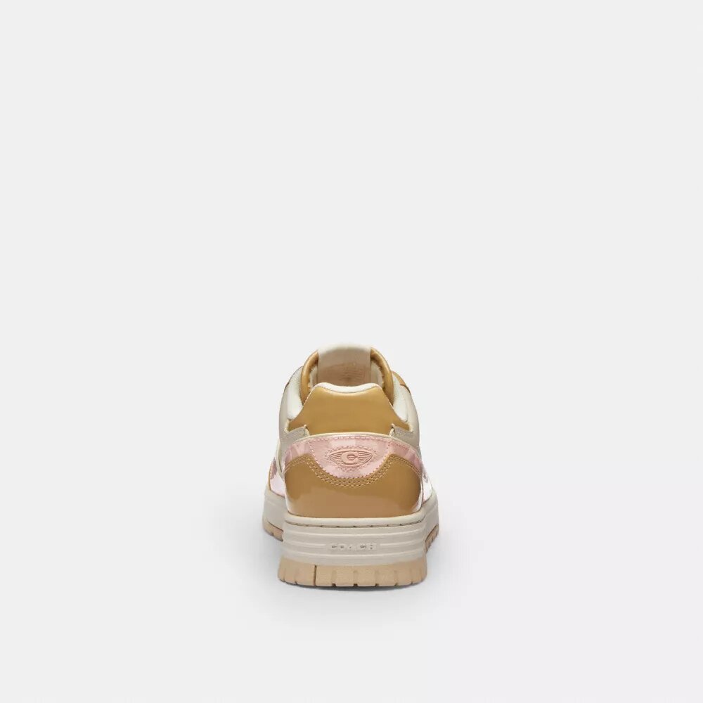 Zapatillas Soho con el sello característico