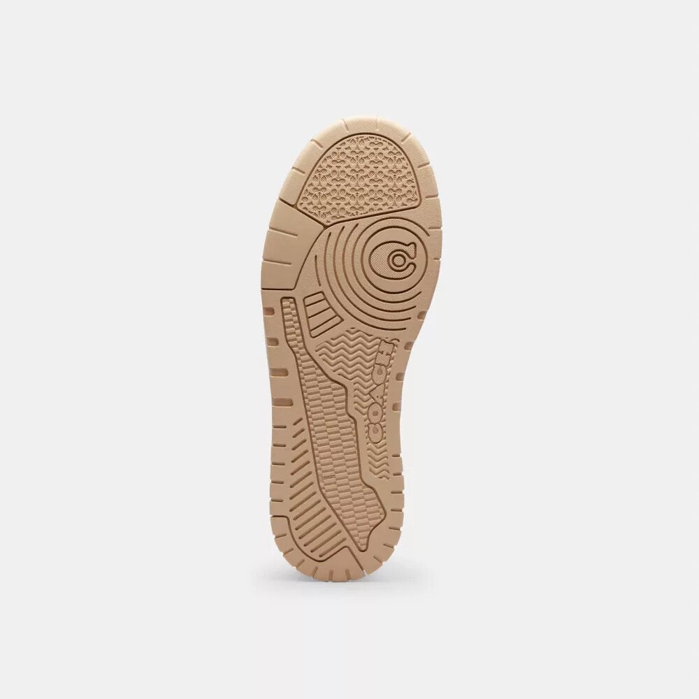 Zapatillas Soho con el sello característico