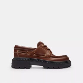 Zapatos náuticos con suela de tacos