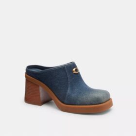 Zuecos de tacón con «C» esculpida en Loved Denim